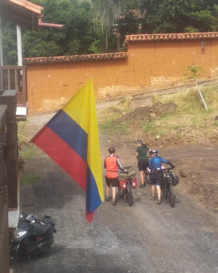 Hotel Casona Chara Barichara Zewnętrze zdjęcie